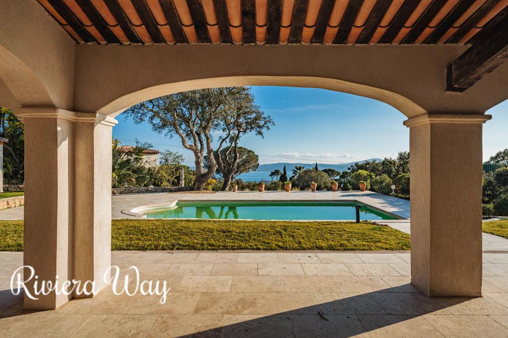 6 room villa in Grimaud, photo #4, listing #104480754