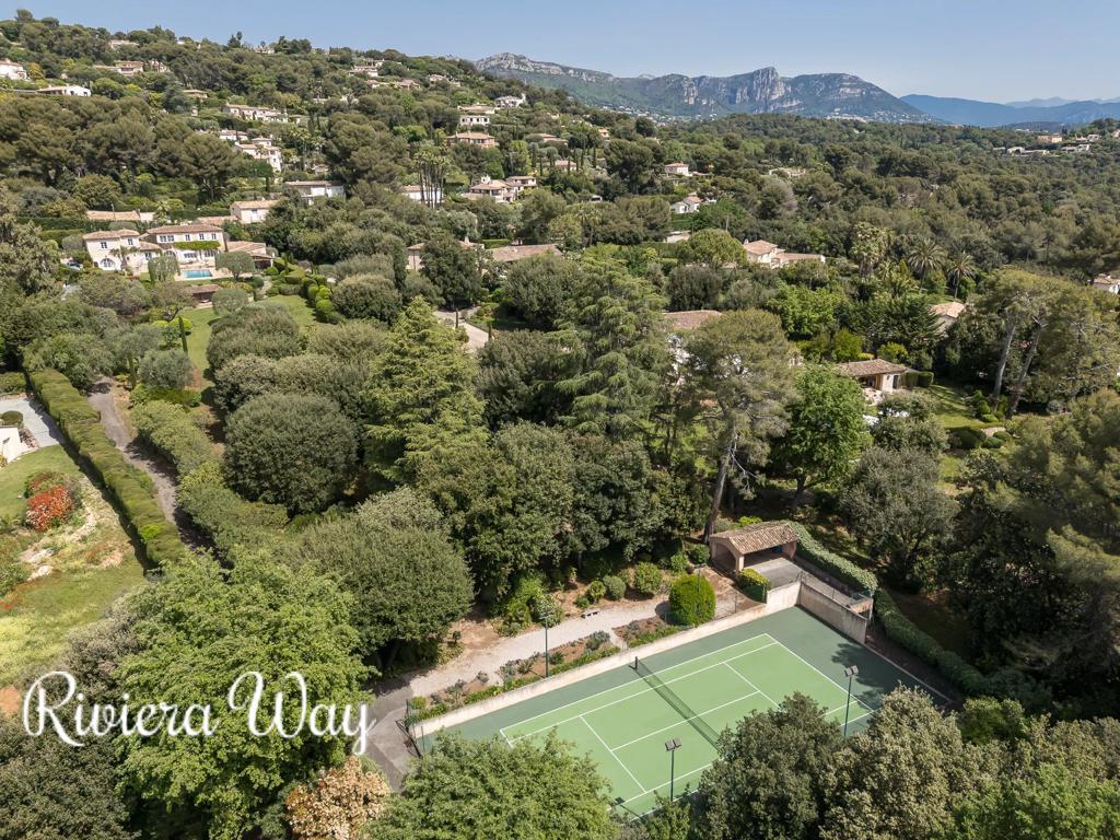 9 room villa in La Colle-sur-Loup, photo #3, listing #102989502