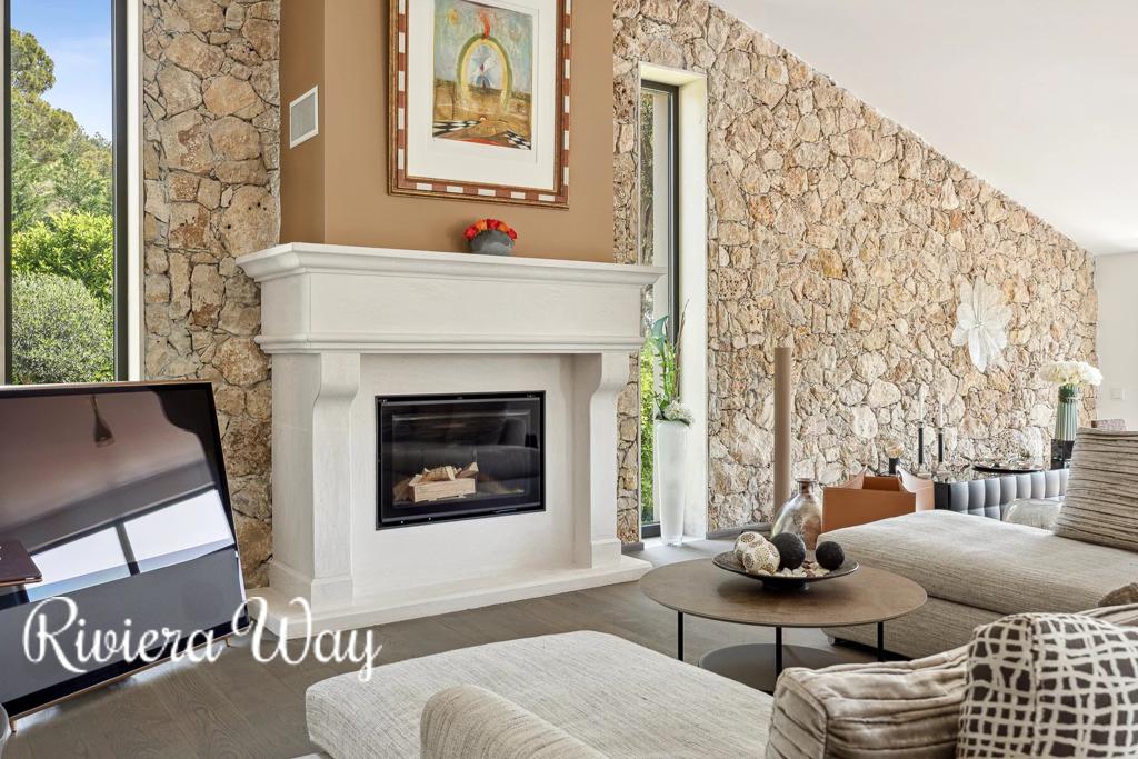 8 room villa in Mougins, photo #4, listing #94881990