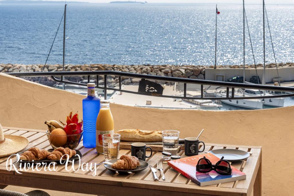 3 room apartment in Theoule-sur-Mer, photo #8, listing #103589472
