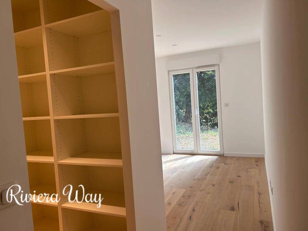 5 room villa in Mougins, photo #2, listing #103467336