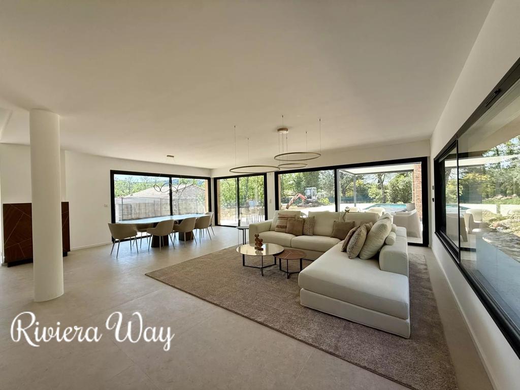 6 room villa in Fayence, photo #6, listing #100230144