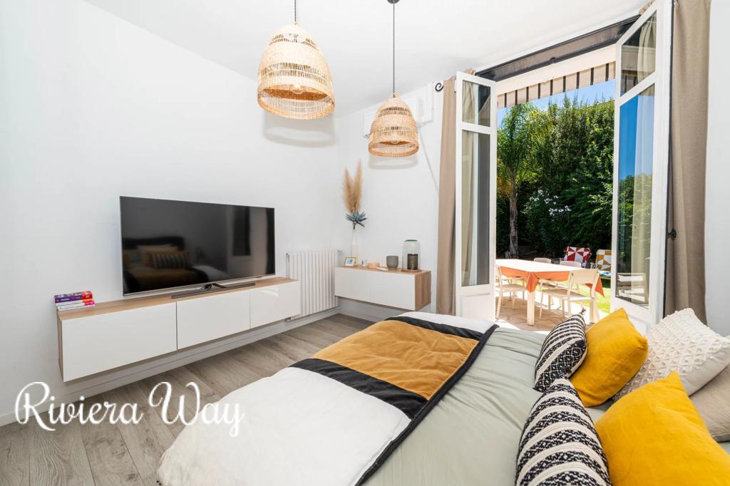 7 room villa in Le Cannet, photo #8, listing #106534428