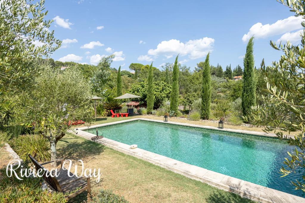 9 room villa in Figanières, photo #3, listing #103689684