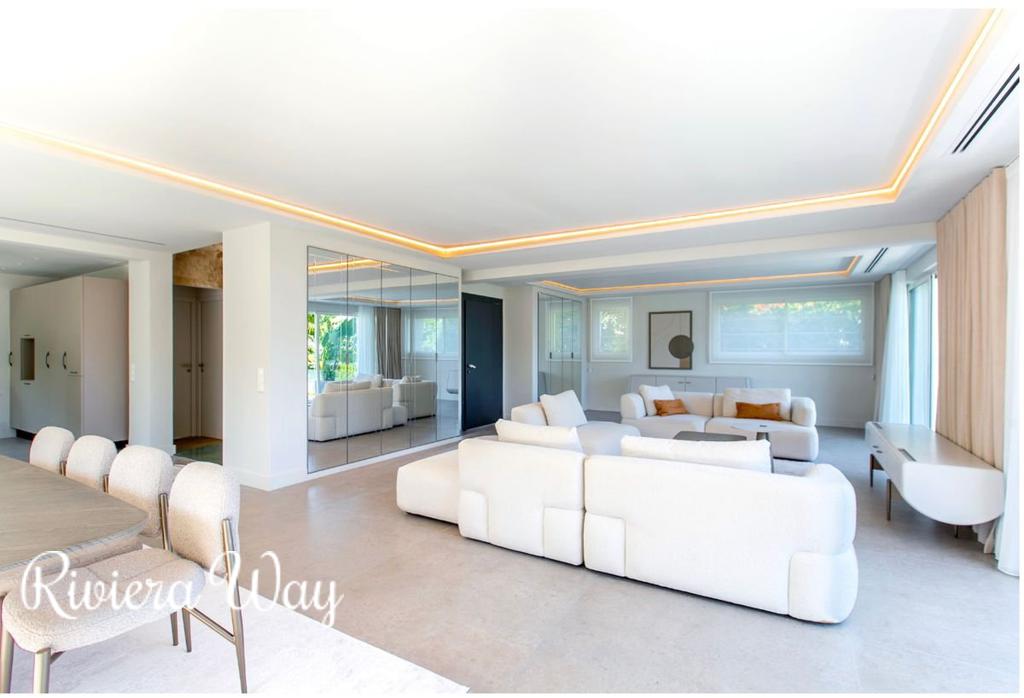 10 room villa in Cap d'Antibes, 320 m², photo #4, listing #104750730