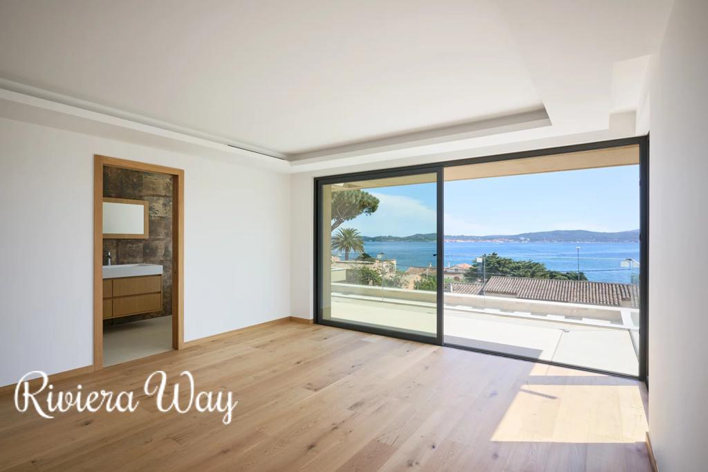 7 room villa in Sainte-Maxime, photo #1, listing #93290568