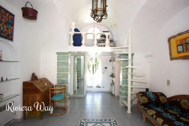 Villa in Cap d'Antibes, 220 m², photo #2, listing #63488334