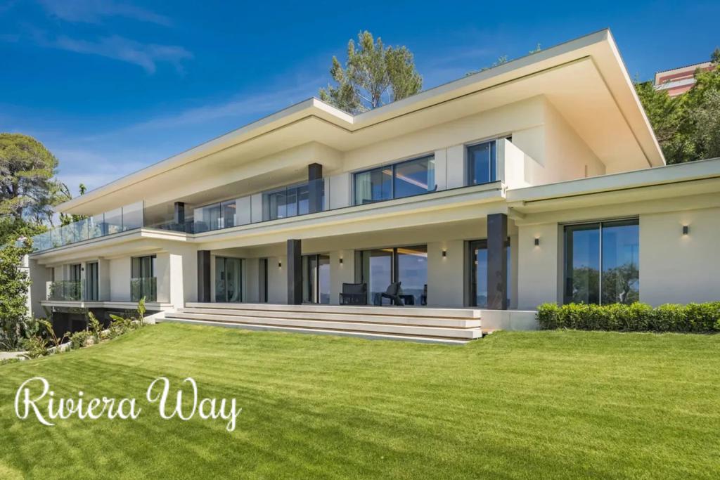 12 room villa in Cannes, photo #1, listing #93664662