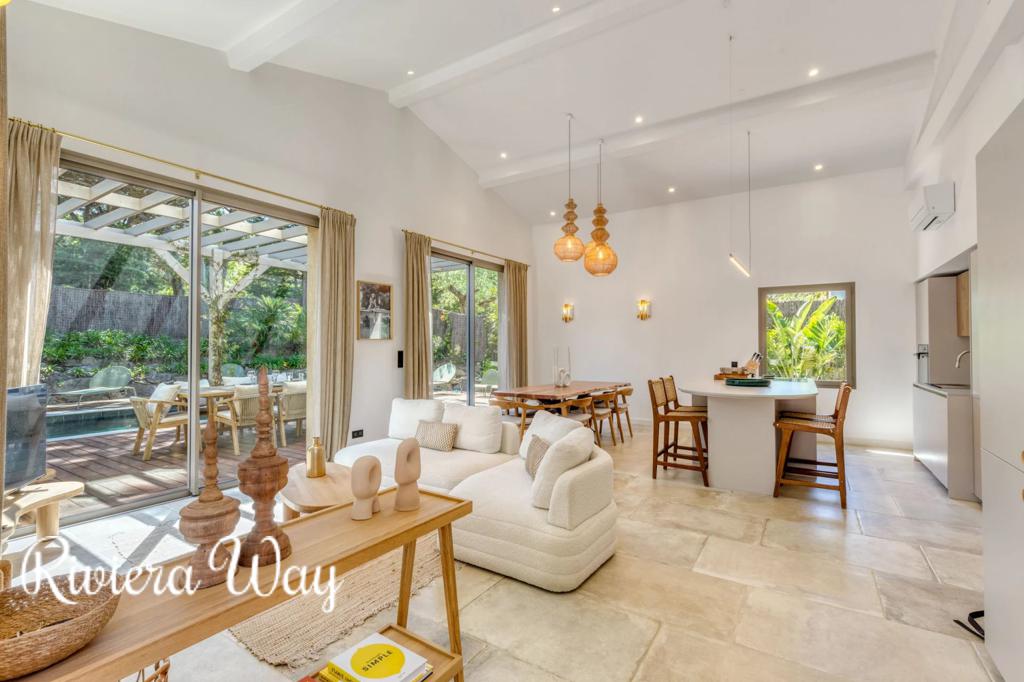 6 room villa in Saint-Tropez, photo #4, listing #104969382