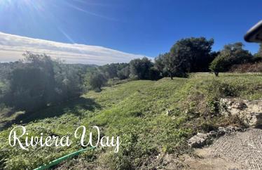 Development land in Mougins