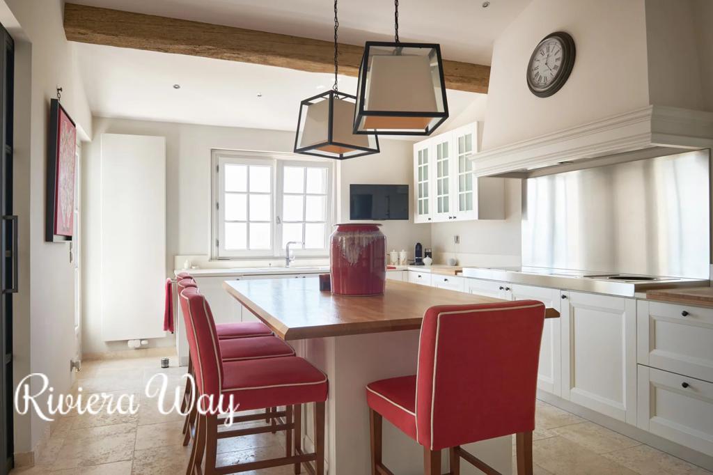 10 room villa in Mougins, photo #7, listing #100603986