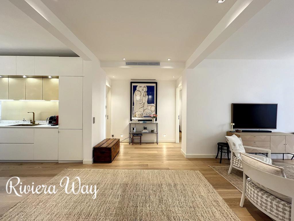3 room apartment in Cannes, photo #8, listing #102630276
