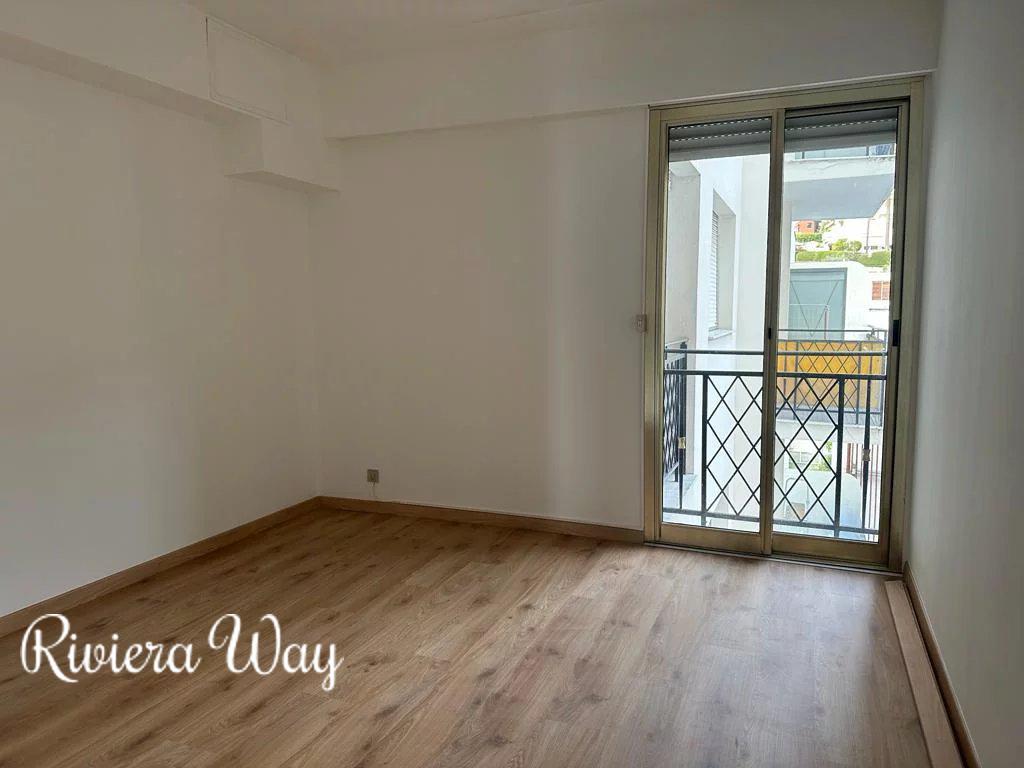 3 room apartment in Menton, photo #10, listing #97563858