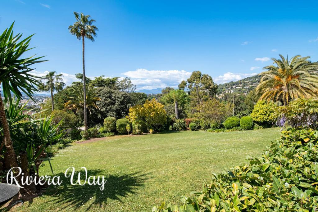 3 room apartment in Cannes, photo #5, listing #107133306