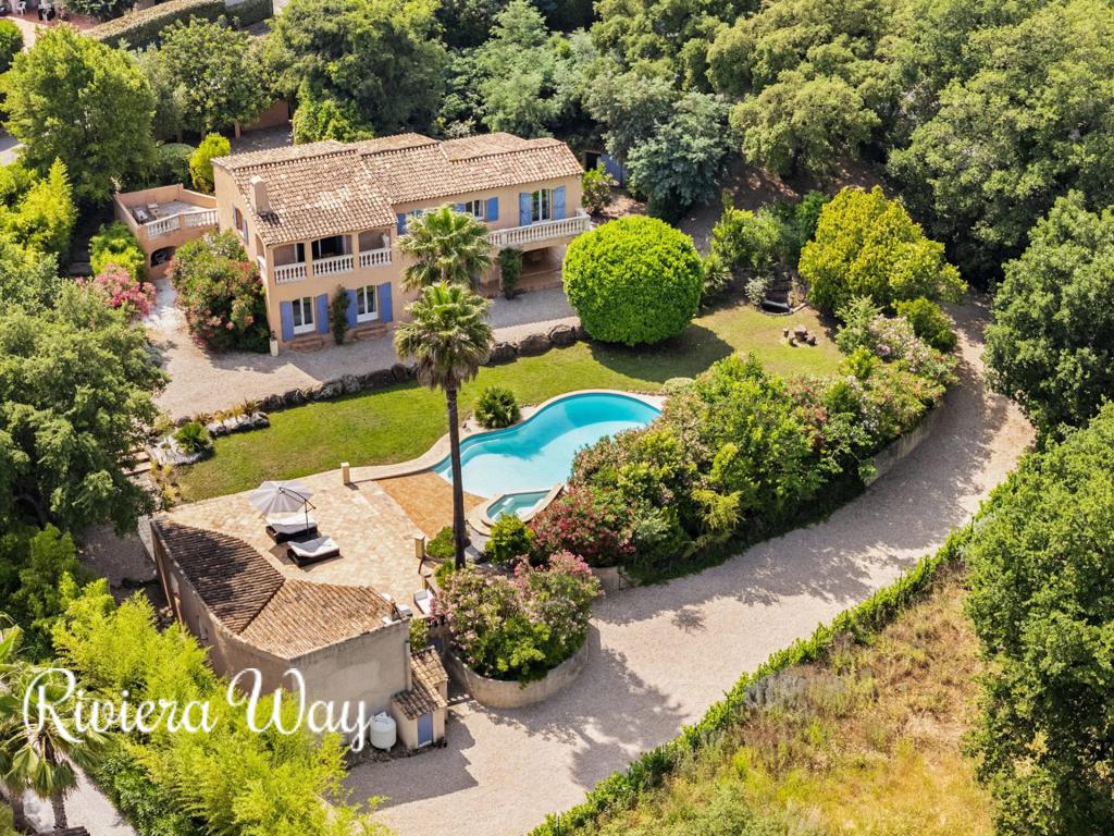 6 room villa in Grimaud, photo #8, listing #104480712