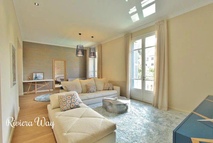 4 room apartment in Antibes, photo #7, listing #101595690