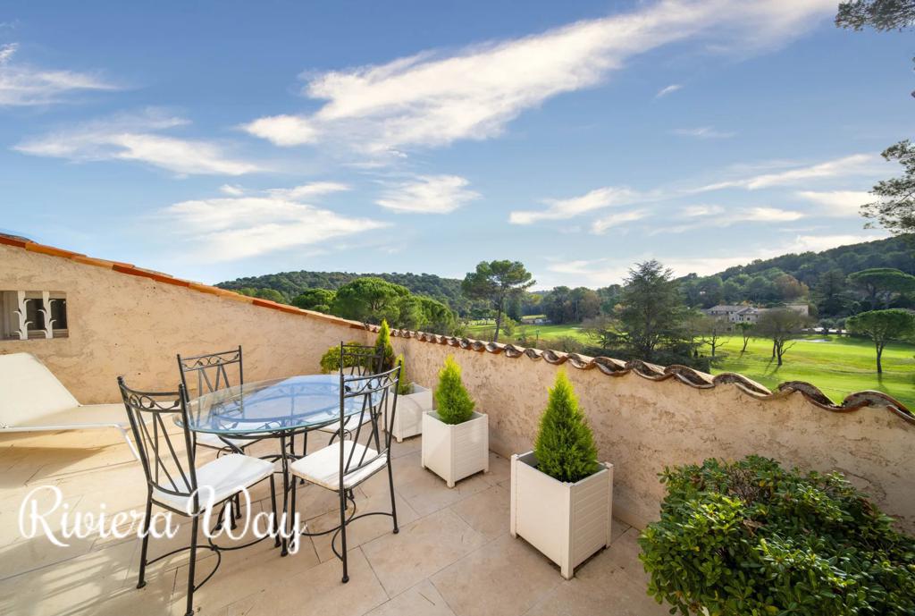 8 room villa in Mougins, photo #3, listing #100683828