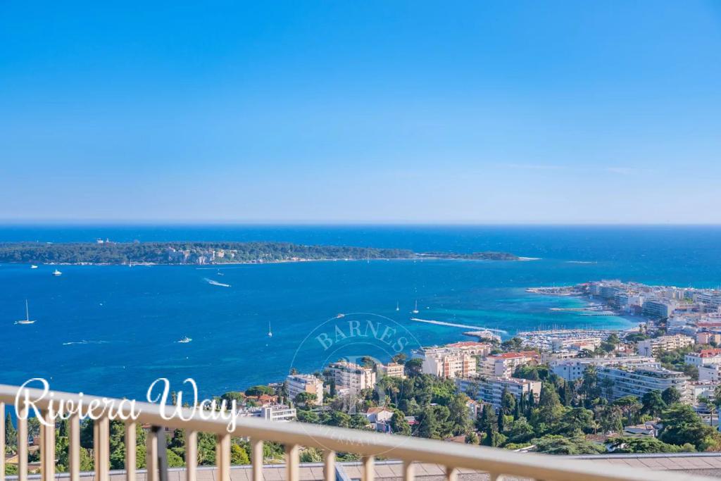 4 room apartment in Cannes, photo #10, listing #99658776