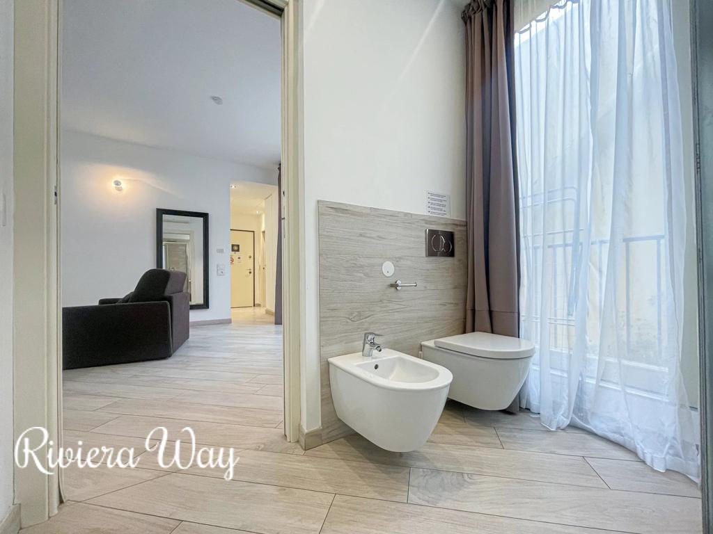 2 room apartment in Cannes, photo #8, listing #106248282
