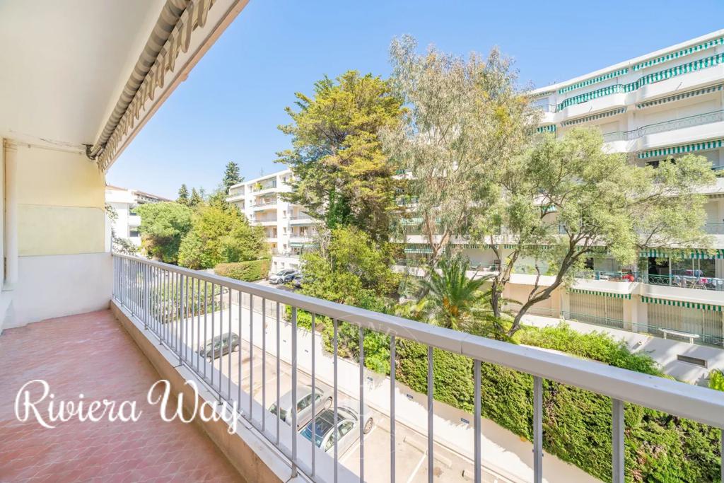 3 room apartment in Cannes, photo #2, listing #100673370