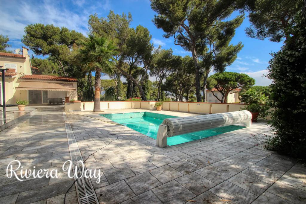 8 room villa in Saint-Jean-Cap-Ferrat, photo #2, listing #95723502