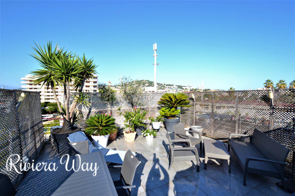 Apartment in Cannes, 42 m², photo #8, listing #80726226