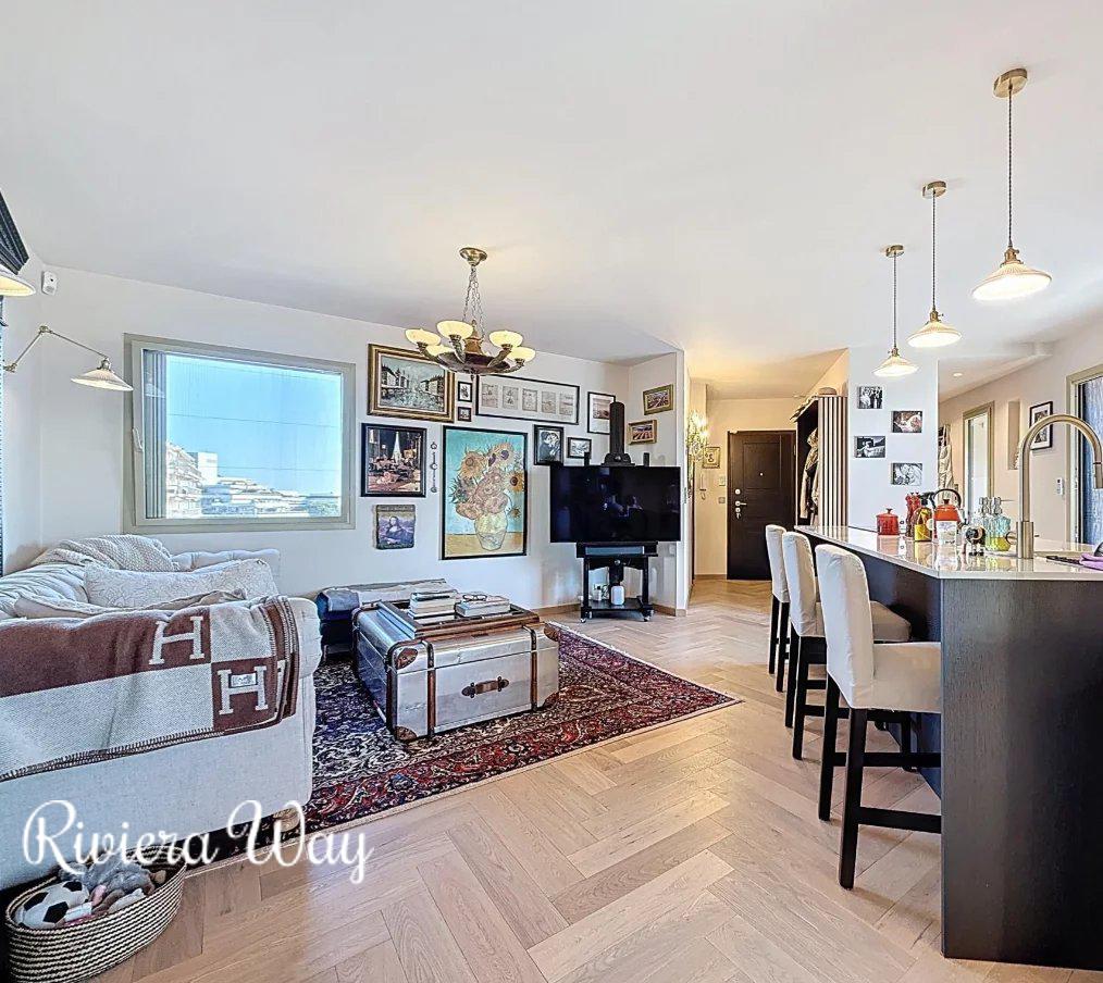3 room apartment in Antibes, photo #8, listing #105321720