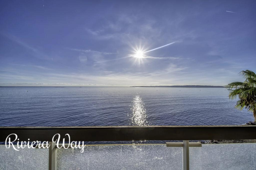 3 room apartment in Cannes, photo #4, listing #105630336