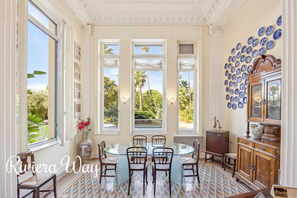 5 room apartment in Beaulieu-sur-Mer, photo #7, listing #104062896
