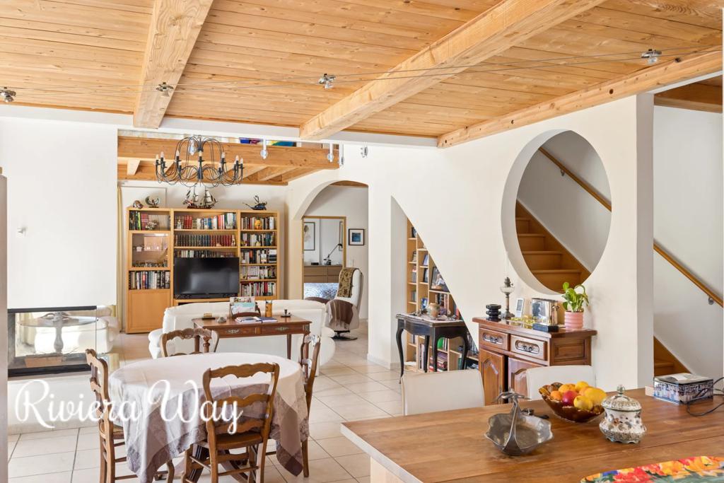 5 room villa in Mougins, photo #3, listing #106248324