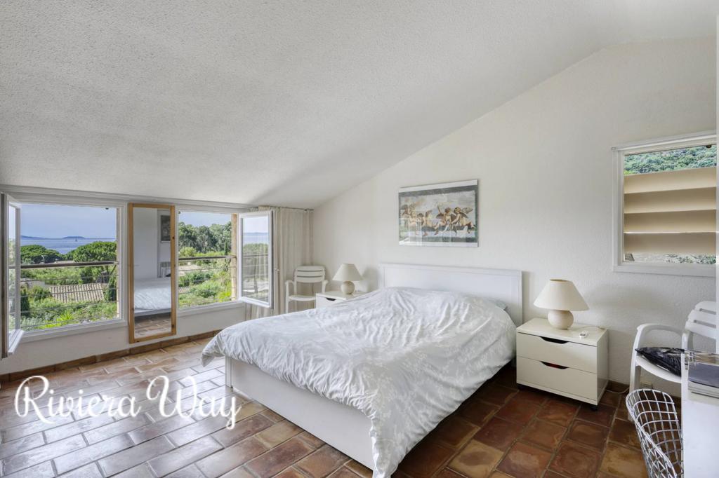 Villa in Le Lavandou, photo #2, listing #89747406
