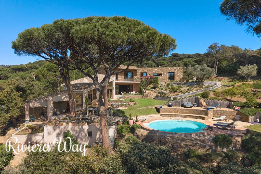 7 room villa in La Croix-Valmer, photo #1, listing #106070874