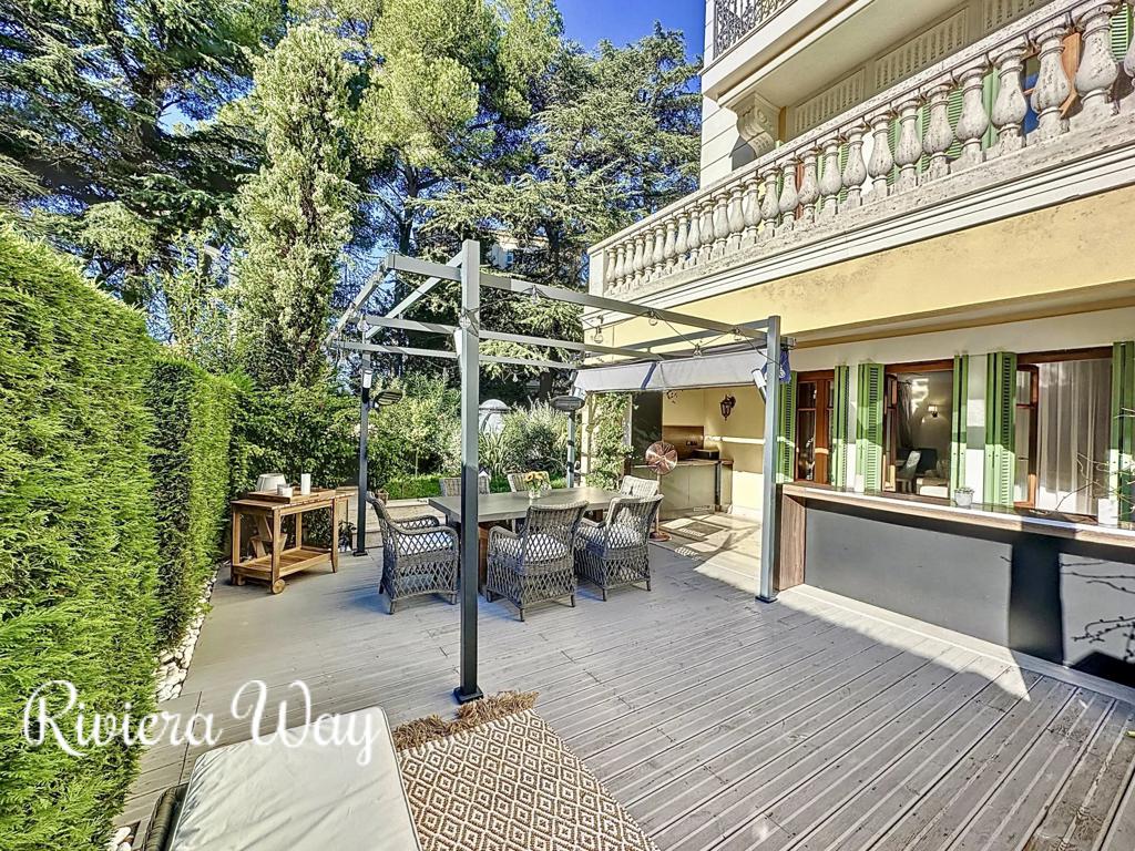 3 room apartment in Cannes, photo #4, listing #103748862