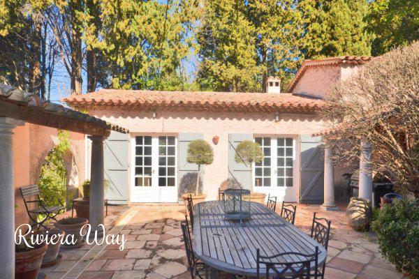 9 room villa in Grasse, 420 m², photo #7, listing #75514110
