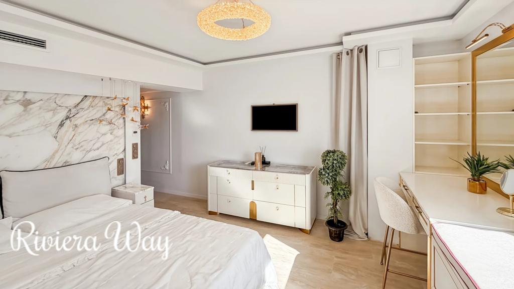 3 room apartment in Cannes, photo #7, listing #106084482