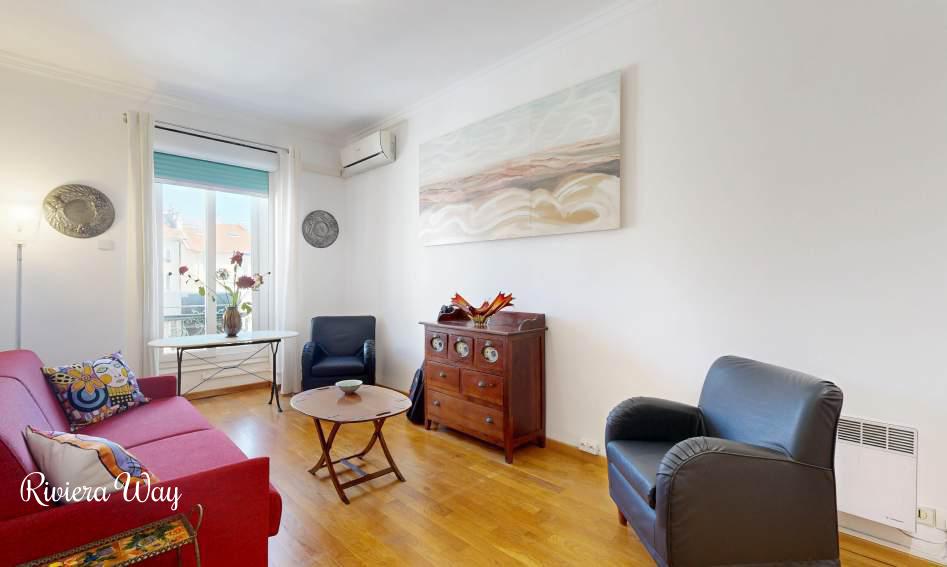 3 room apartment in Le Carré d'Or, 84 m², photo #3, listing #103252422