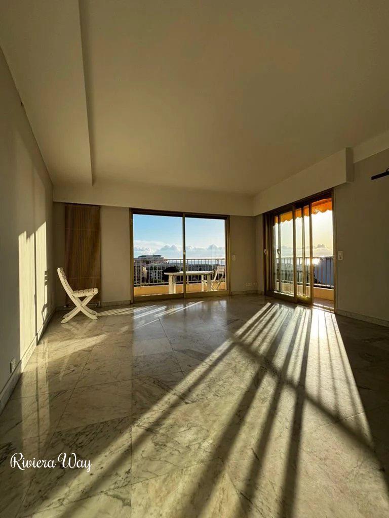 3 room apartment in Juan-les-Pins, photo #2, listing #105150570