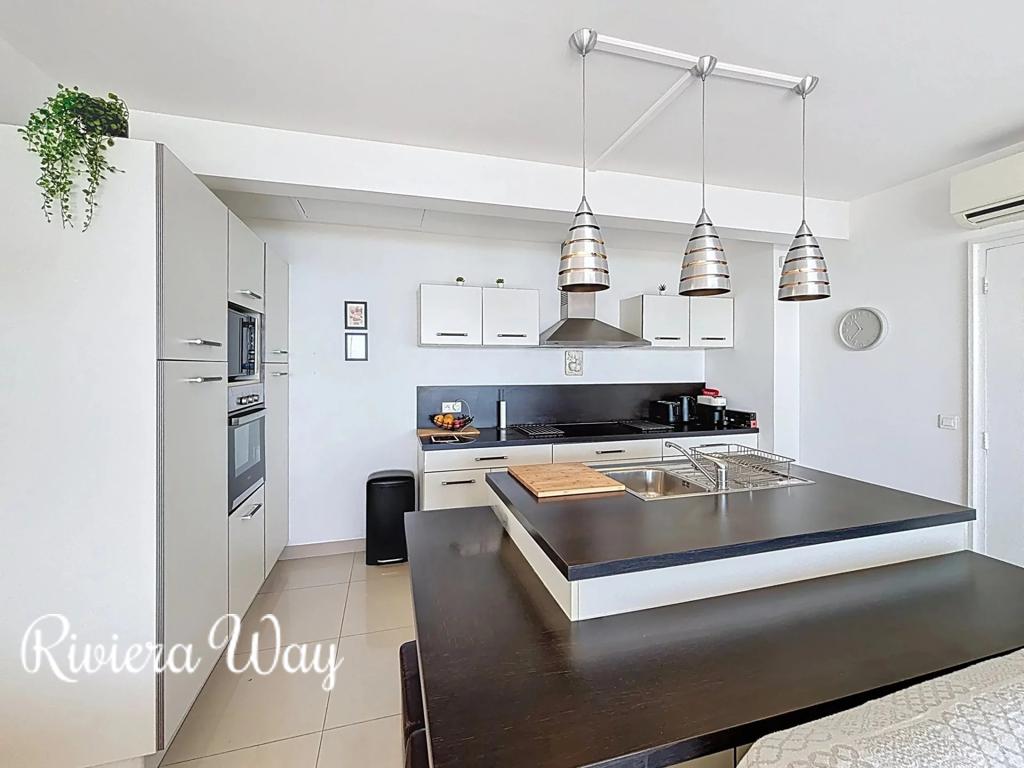 4 room apartment in Cap d'Antibes, photo #5, listing #106322538