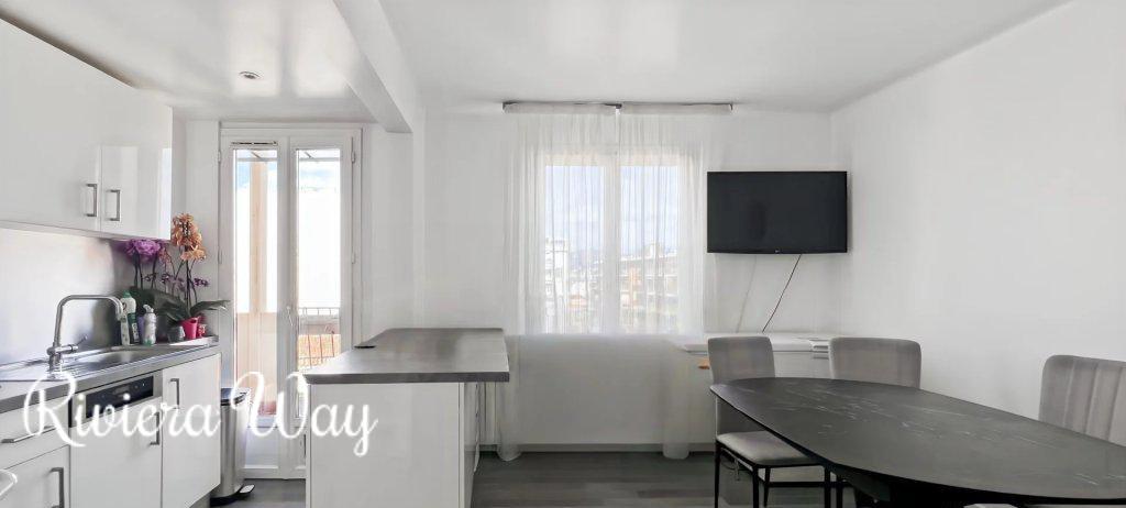 4 room apartment in Nice, 68 m², photo #4, listing #106223628