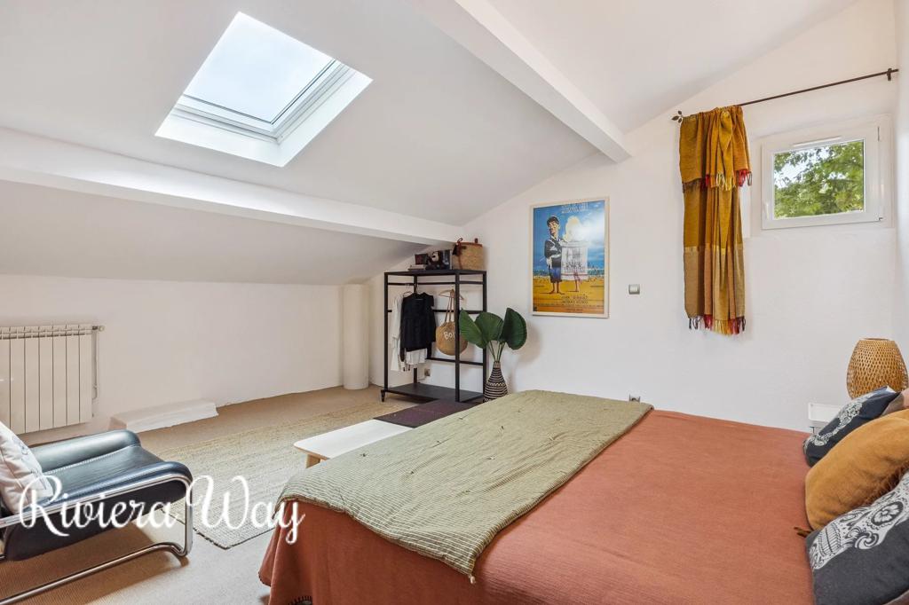 9 room villa in Figanières, photo #6, listing #103689684