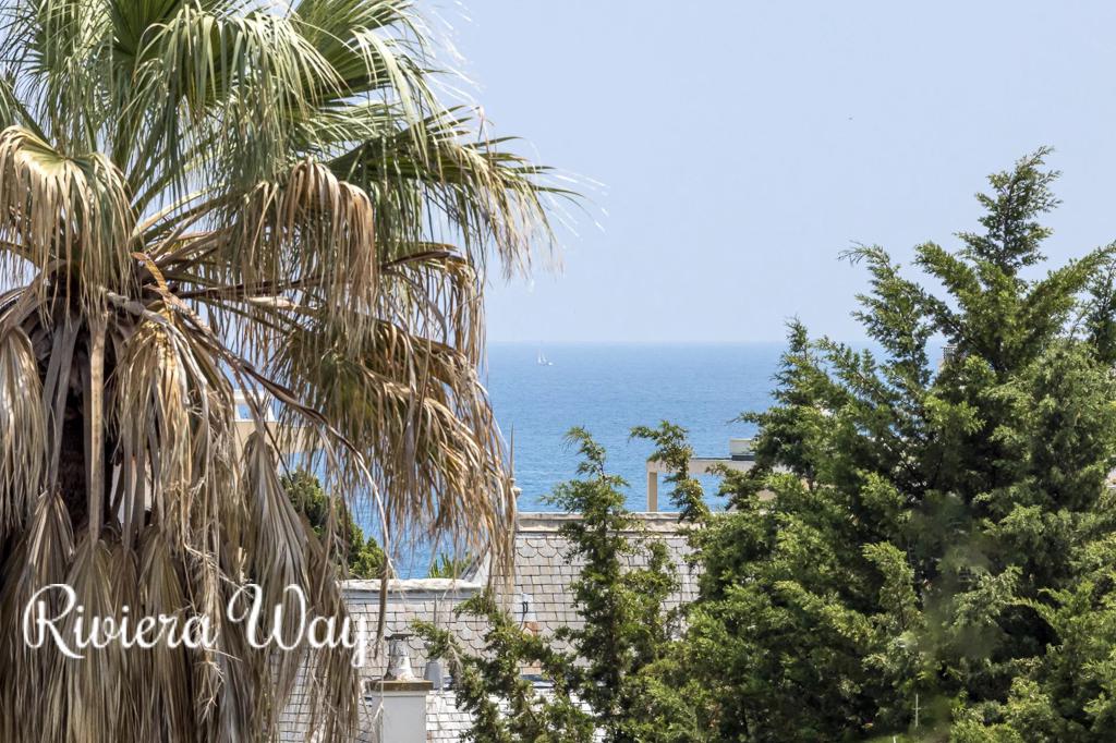 4 room apartment in Cap d'Antibes, photo #3, listing #103387032