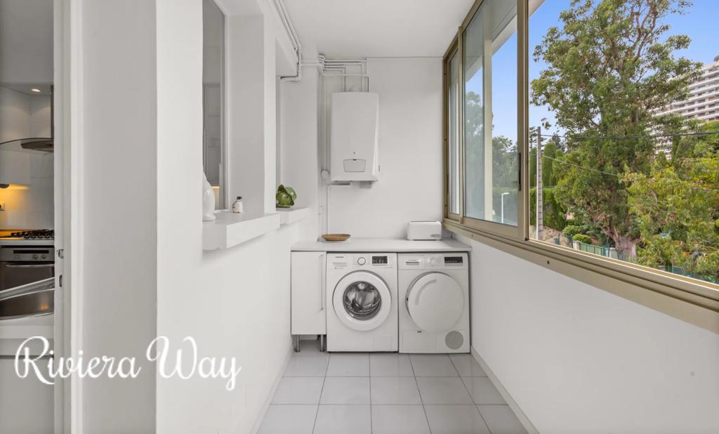 3 room apartment in Cannes, photo #8, listing #106444170