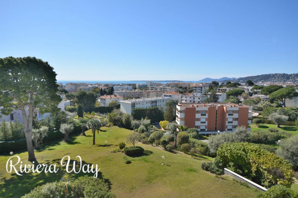 3 room apartment in Antibes, photo #3, listing #99240078