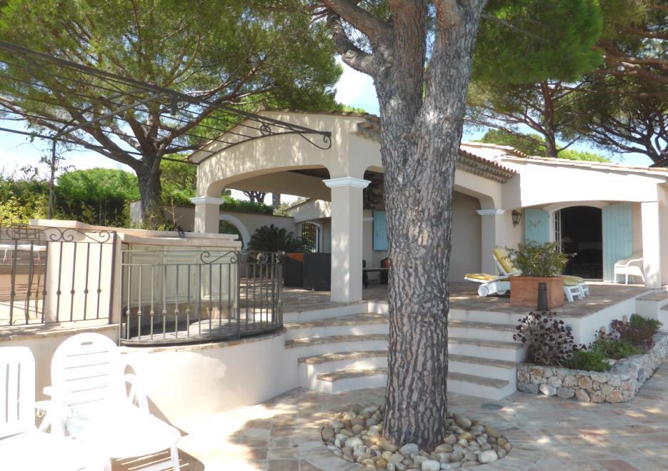 Villa in Sainte-Maxime, 664 m², photo #7, listing #62756064