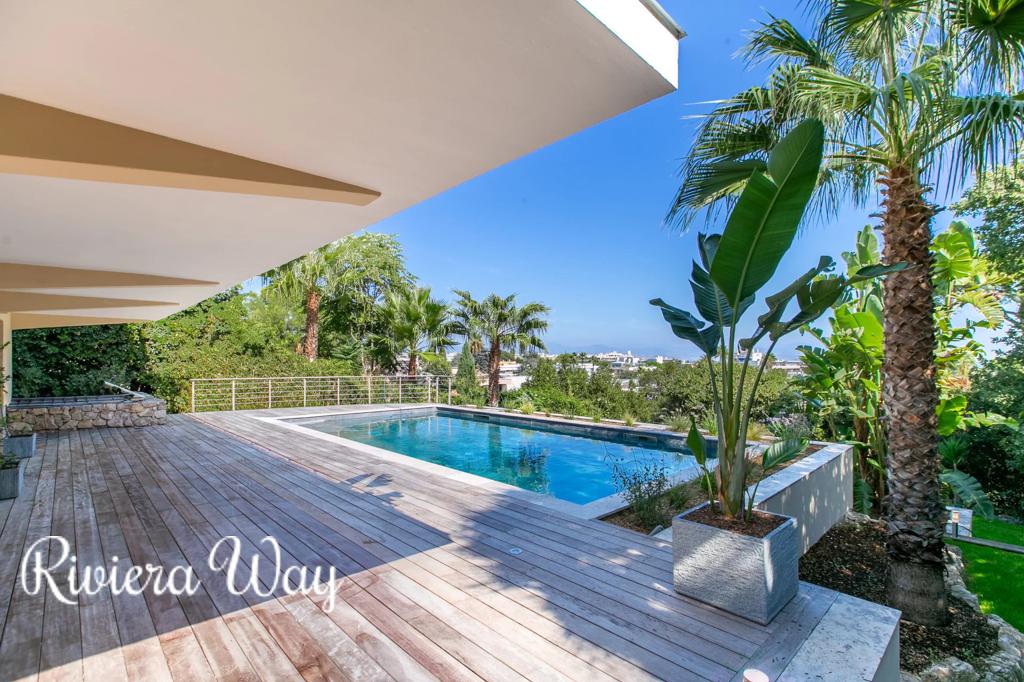 7 room villa in Cap d'Antibes, photo #4, listing #105406224