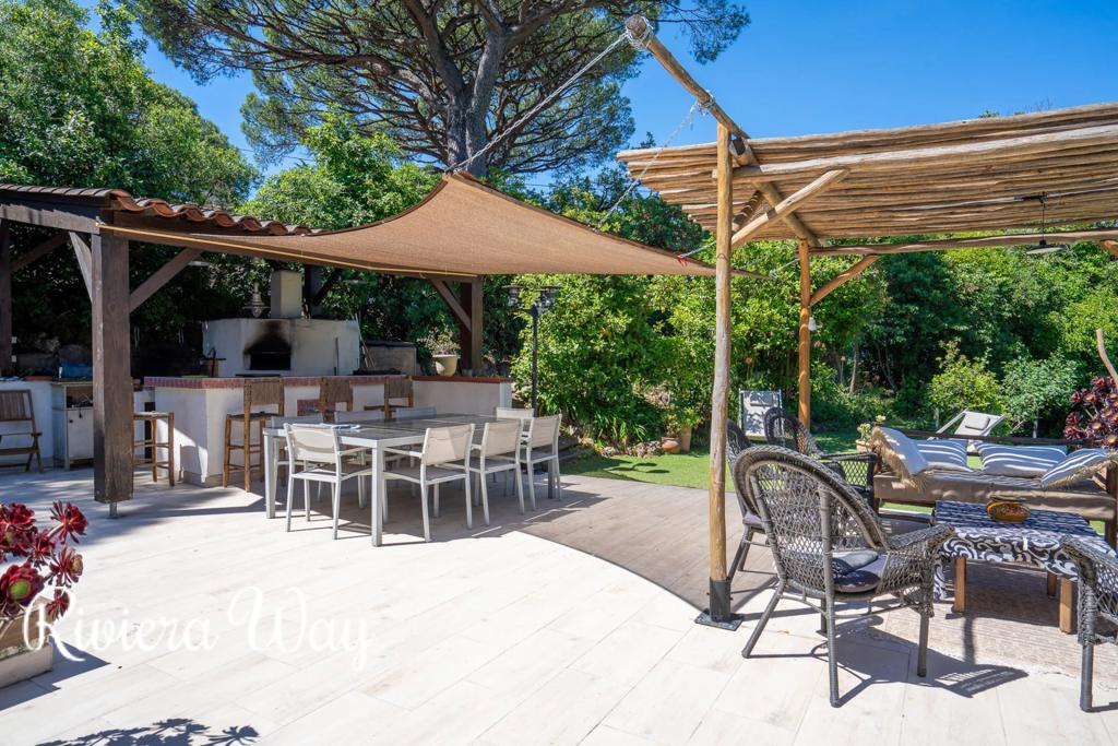 6 room villa in Sainte-Maxime, photo #4, listing #106361178