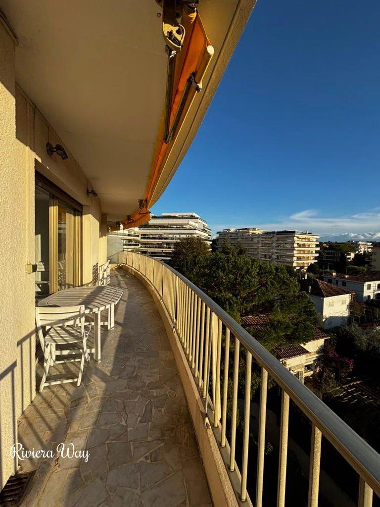 3 room apartment in Juan-les-Pins, photo #6, listing #105150570