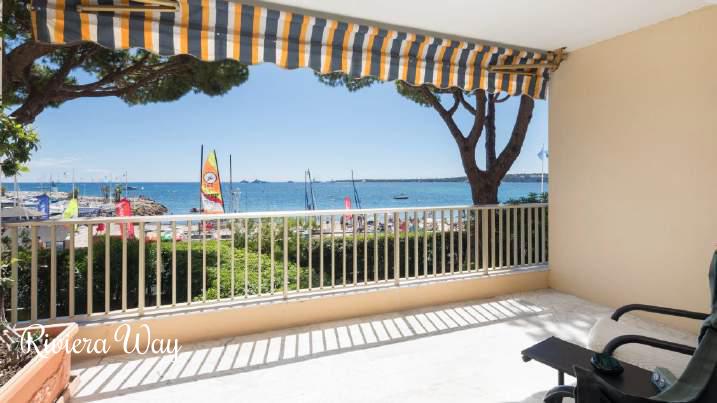 4 room apartment in Port Palm Beach, 140 m², photo #1, listing #103227642