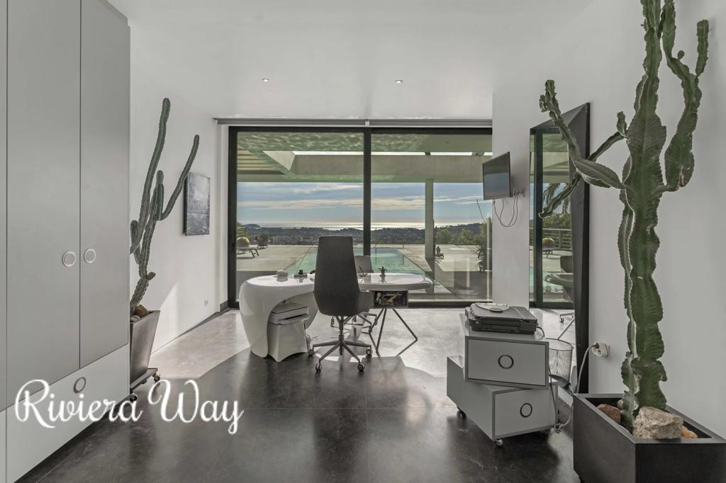 7 room villa in Toulon, photo #6, listing #104621454