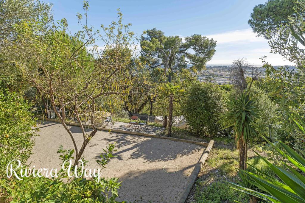 7 room villa in Toulon, photo #8, listing #104621454